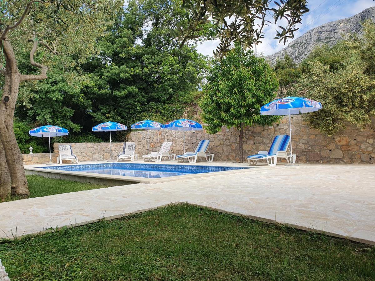 Holiday Home Kastela Village Esterno foto