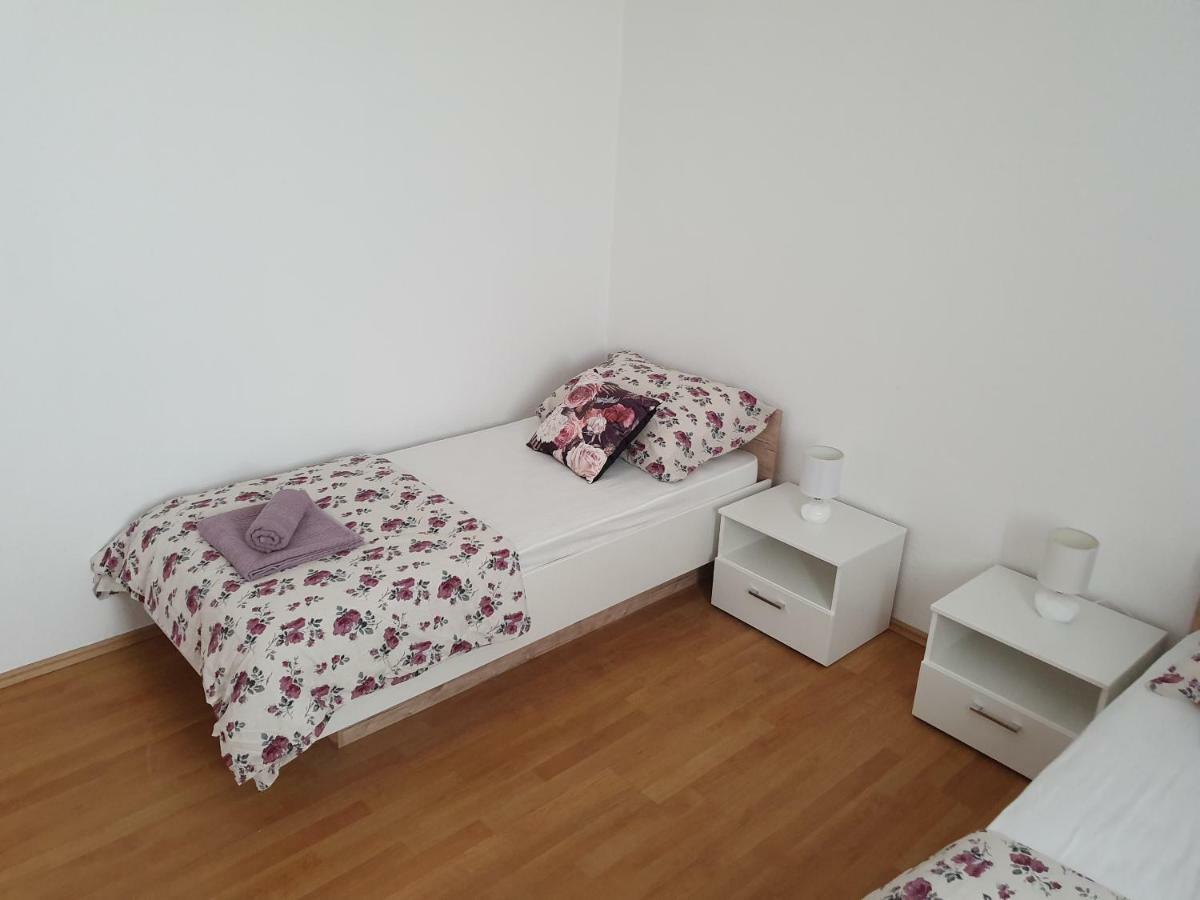 Holiday Home Kastela Village Esterno foto